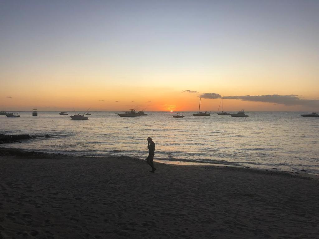 Troux Aux Biches Le Cerisier A2 Mauritius Apartment Luaran gambar