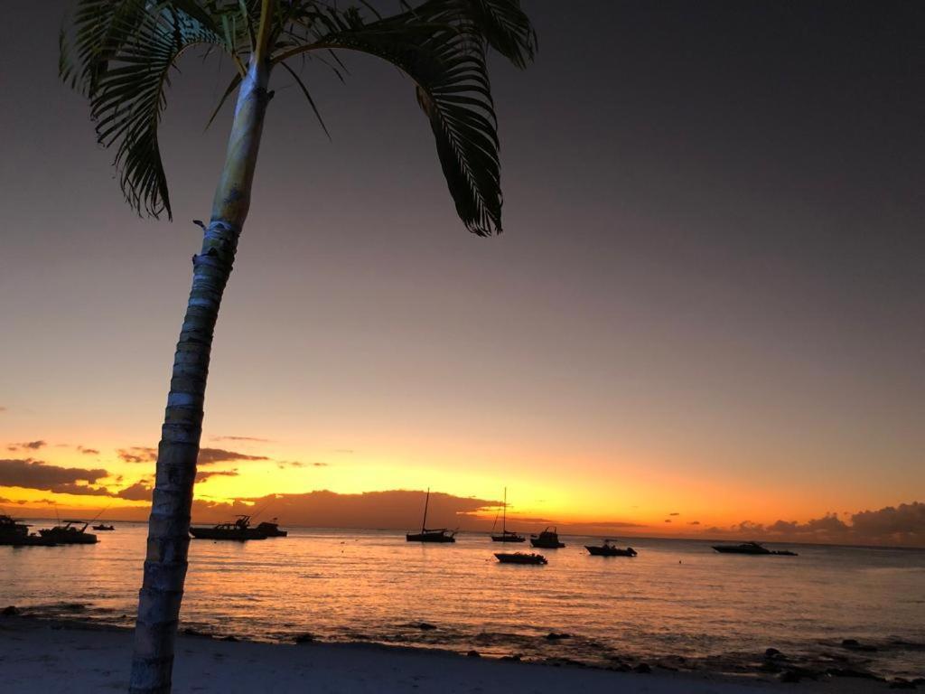 Troux Aux Biches Le Cerisier A2 Mauritius Apartment Luaran gambar